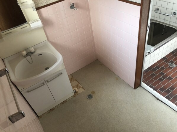 月丘町戸建の物件内観写真